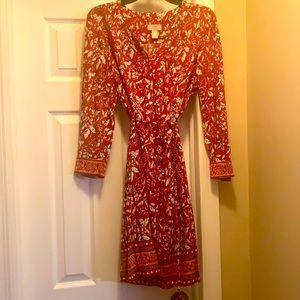 Gently used, LOFT Outlet Red & White Flowered Dress 🌹